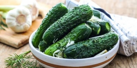 Slani krastavci - 5 ukusnih i jednostavnih recepata